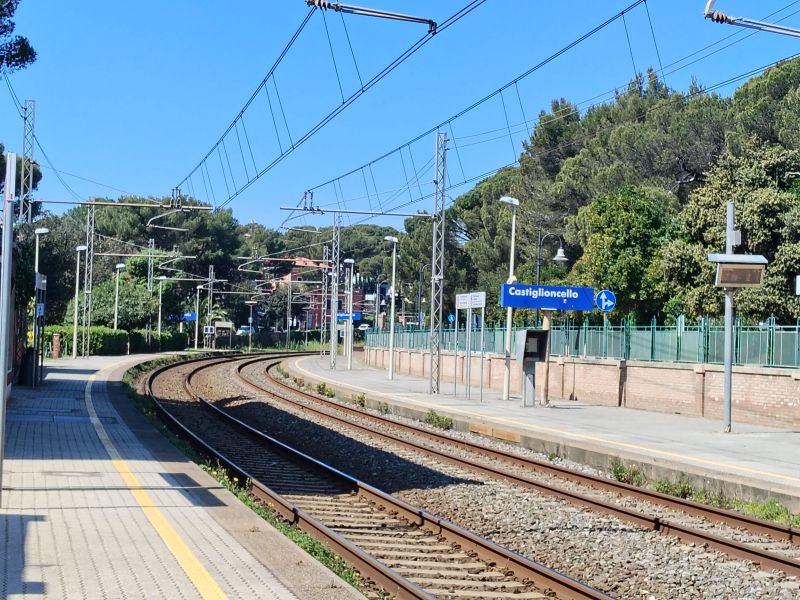File:Binari stazione Castiglioncello 2026.jpg